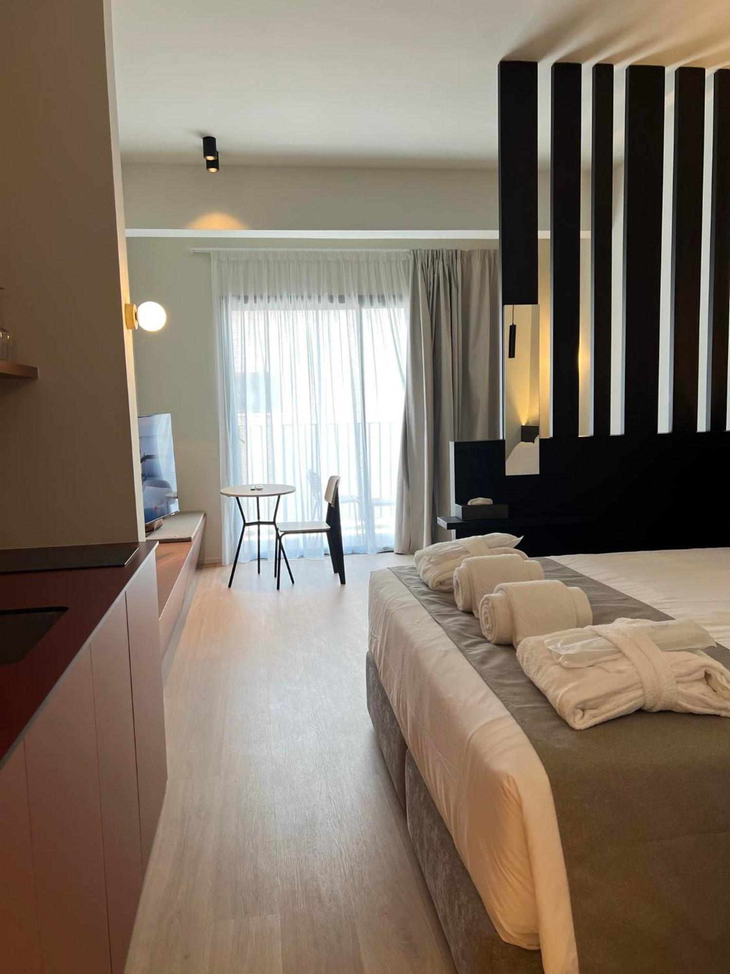 Alinea Diono Historic Center Aparthotel Lemesós Eksteriør bilde